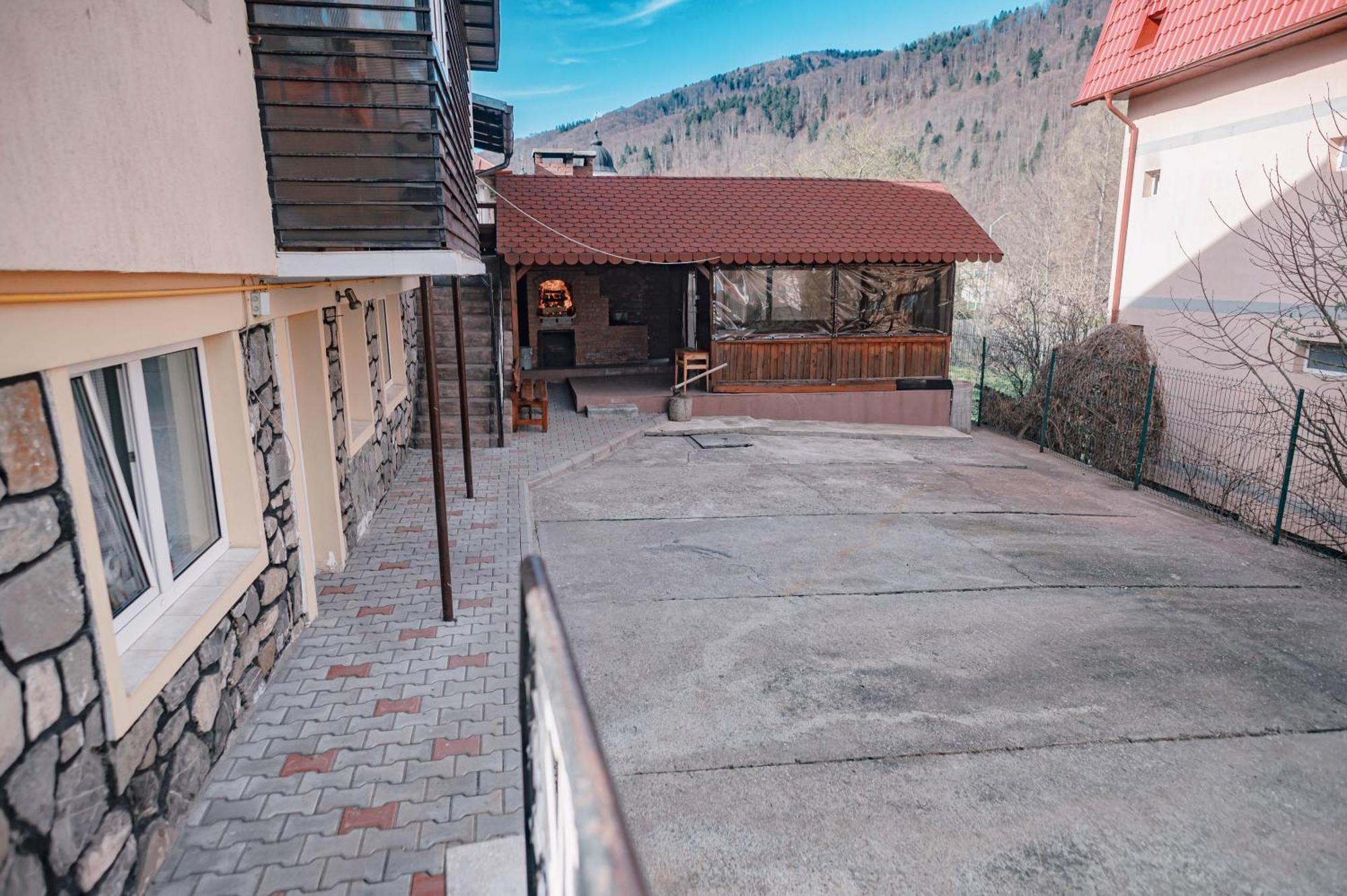 Отель Alpine Bliss Синая Экстерьер фото